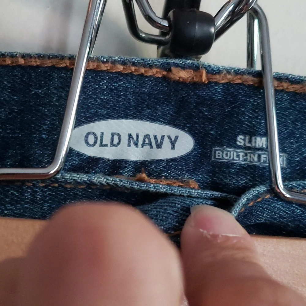 Old Navy Mens Slim Built in Flex Jeans - Picture 3 of 6